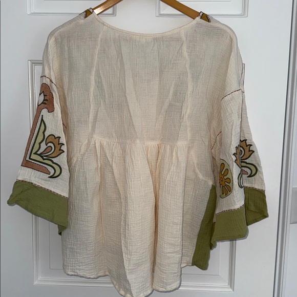 Easel Embroidered Blouse Top Womens Size S - Picture 5 of 12